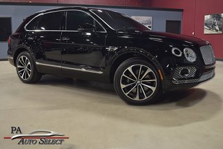 Used 2017 Bentley Bentayga image 1