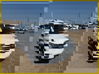 Used 2017 Volkswagen Tiguan S image 1