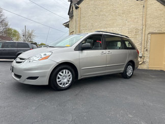Used 2008 Toyota Sienna CE image 1