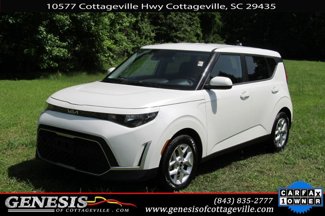 Used 2023 Kia Soul LX w/ LX Technology Package image 1
