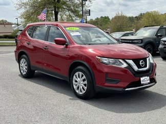Used 2017 Nissan Rogue S image 1