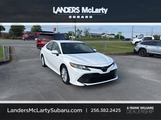 Used 2018 Toyota Camry L image 1