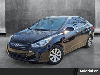 Used 2017 Hyundai Accent SE image 1