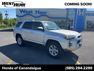 Used 2016 Toyota 4Runner 4WD image 1