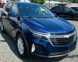 Used 2023 Chevrolet Equinox LT image 1