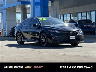 Used 2024 Toyota Camry SE image 1
