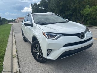 Used 2018 Toyota RAV4 XLE image 1