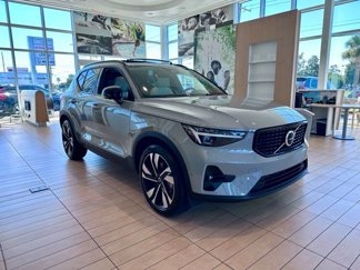 New 2025 Volvo XC40 B5 Ultra image 1