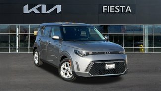 Used 2023 Kia Soul LX w/ LX Technology Package image 1