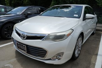 Used 2013 Toyota Avalon Limited image 1