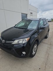 Used 2015 Toyota RAV4 XLE image 1