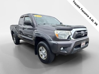 Used 2015 Toyota Tacoma 4x4 Access Cab V6 image 1