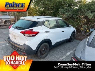 Used 2020 Nissan Kicks S image 1