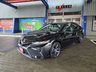 Used 2023 Toyota Camry SE w/ Cold Weather Package image 1