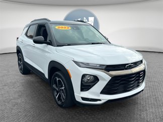Certified 2022 Chevrolet TrailBlazer RS w/ Technology Package image 1