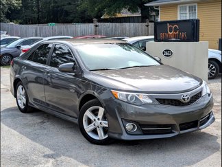 Used 2014 Toyota Camry SE image 1