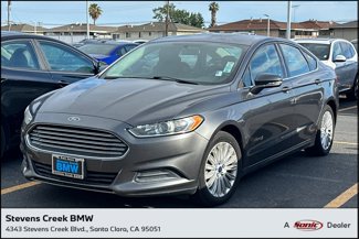 Used 2015 Ford Fusion SE image 1