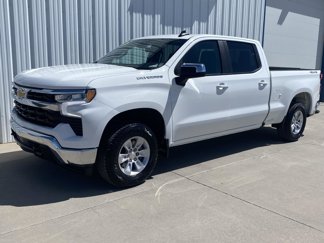 Used 2024 Chevrolet Silverado 1500 LT image 1