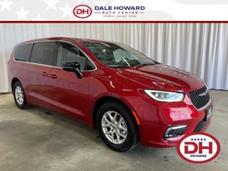 New 2025 Chrysler Pacifica Select image 1