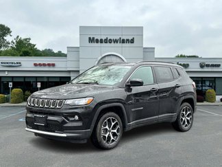 New 2025 Jeep Compass Limited image 1