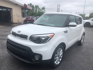Used 2018 Kia Soul + image 1