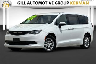 Used 2022 Chrysler Voyager LX image 1