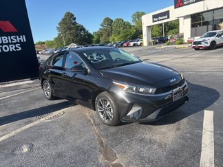 Used 2022 Kia Forte LXS image 1