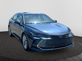 Used 2021 Toyota Avalon Limited image 1