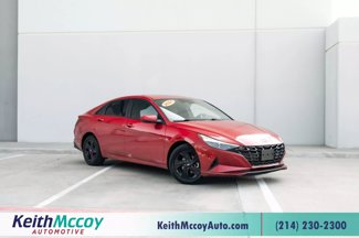 Used 2021 Hyundai Elantra SEL image 1