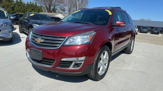 Used 2017 Chevrolet Traverse LT w/ Style and Technology Package image 1