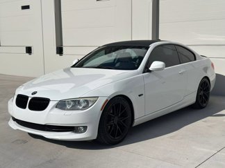 Used 2011 BMW 328i Coupe image 1