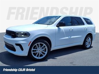 Used 2024 Dodge Durango GT image 1