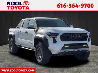 New 2025 Toyota Tacoma 4x4 Double Cab Hybrid image 1