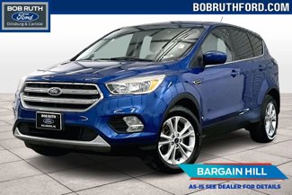 Used 2017 Ford Escape SE image 1