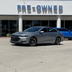 Used 2024 Chevrolet Malibu LT image 1
