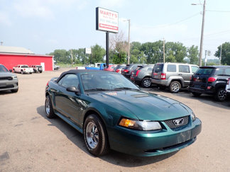 Used 2000 Ford Mustang Convertible image 1