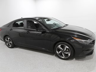 Used 2023 Hyundai Elantra SEL w/ Convenience Package image 1