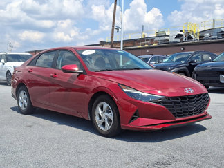 Certified 2023 Hyundai Elantra SE image 1