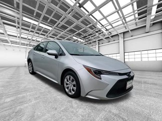Used 2022 Toyota Corolla LE image 1