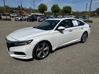 Used 2020 Honda Accord Touring image 1