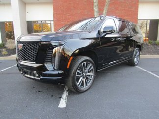 Used 2025 Cadillac Escalade ESV Sport w/ Touring Package image 1