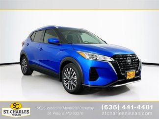 Used 2021 Nissan Kicks SV image 1