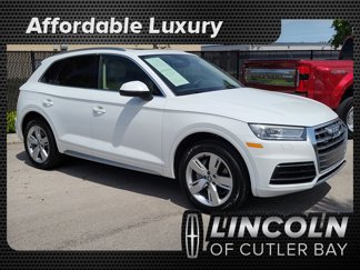 Used 2019 Audi Q5 2.0T Premium w/ Convenience Package image 1
