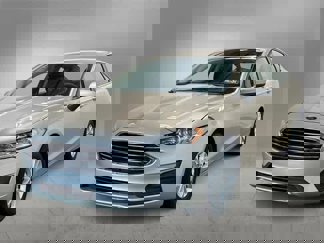 Used 2019 Ford Fusion SE image 1