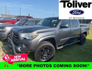 Used 2019 Toyota Tacoma SR image 1
