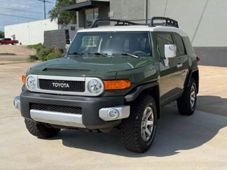 Used 2014 Toyota FJ Cruiser 4WD image 1
