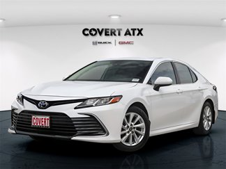 Used 2024 Toyota Camry LE image 1