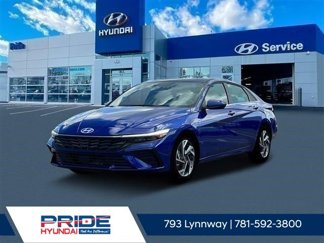 New 2025 Hyundai Elantra SEL image 1