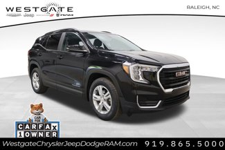 Used 2022 GMC Terrain SLE w/ Driver Convenience Package image 1