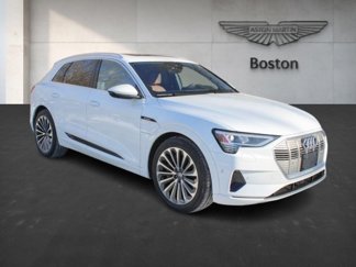 Used 2019 Audi e-tron Prestige w/ Prestige Package image 1